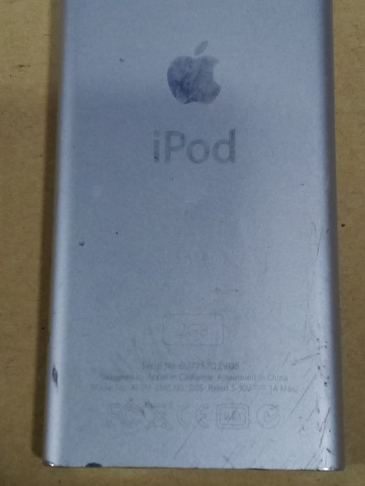 Apple iPod A1199 2gb