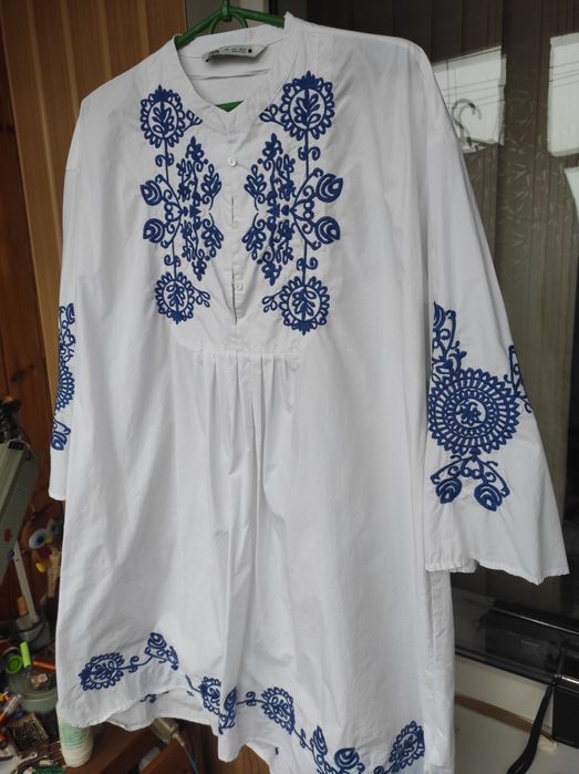 Блузка жіноча. Вишивка