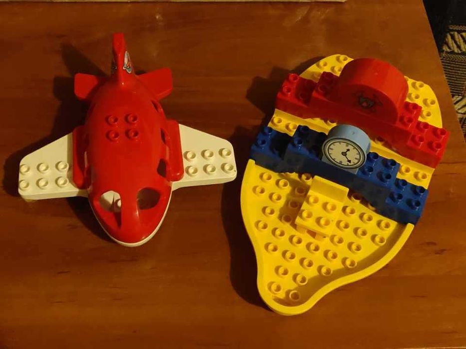 Продам Лего LEGO самолет и корабль