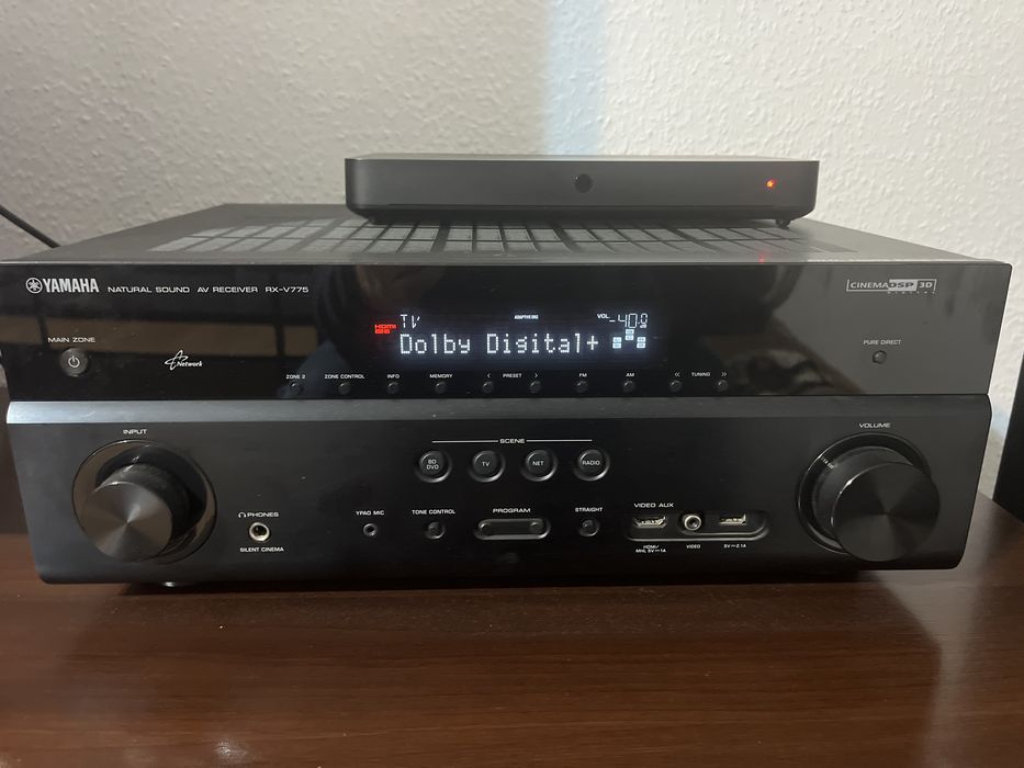 Amplituner yamaha  rx v 775