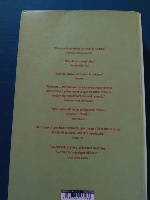 Livro “Casamento Em Dezembro”