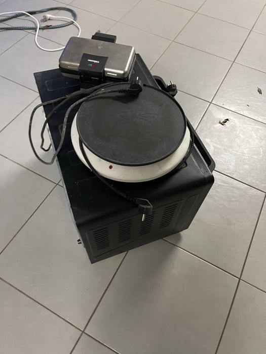 Forno + maquina de crepes e waffle