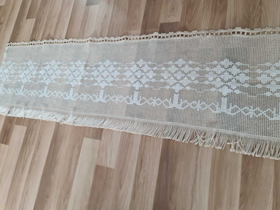 Lambrekin z frędzlami