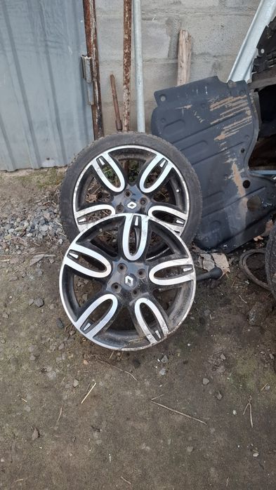 Колеса r17*40*215 4×100 60.1 на Renault