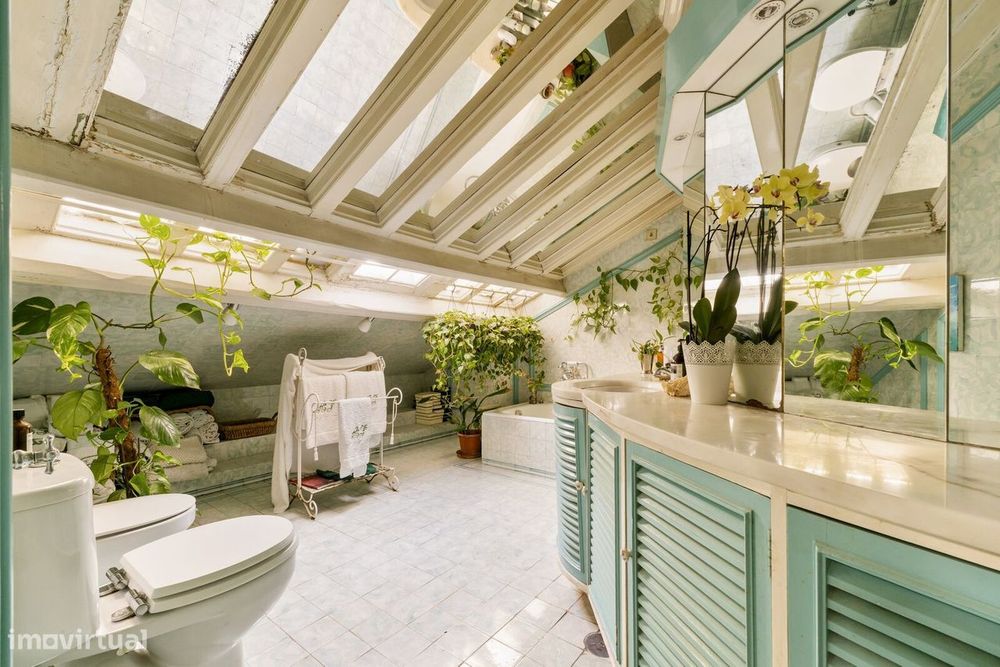 Moradia T4 + 4 com piscina, Lisboa