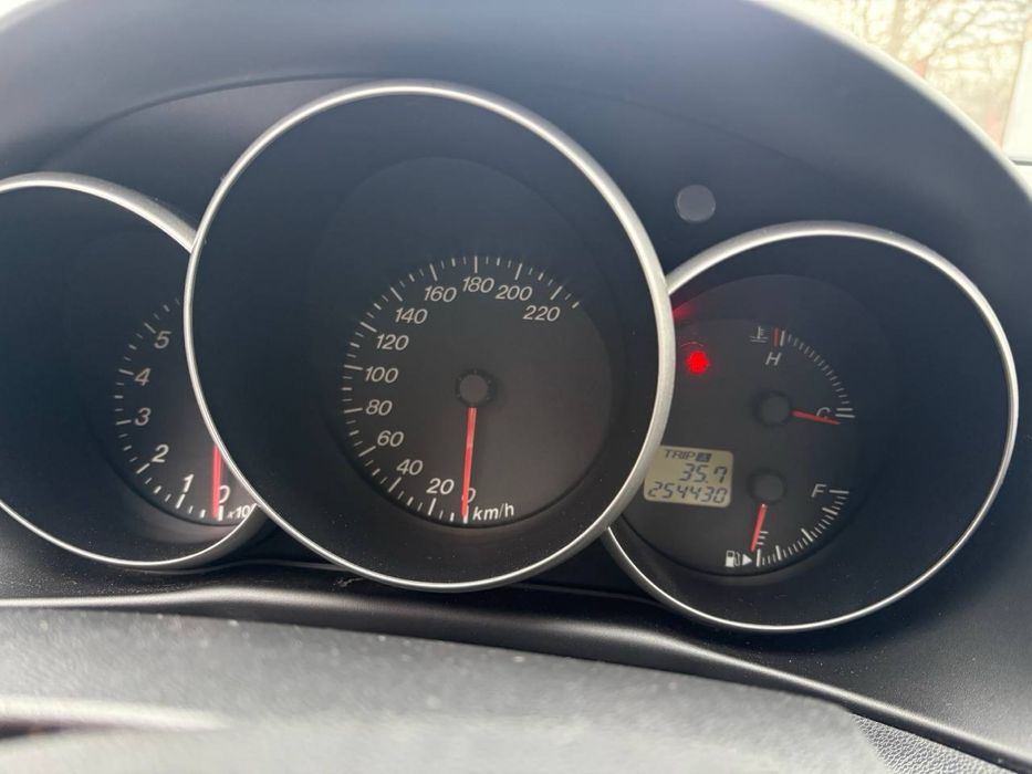 Продається Mazda 3 2005 року