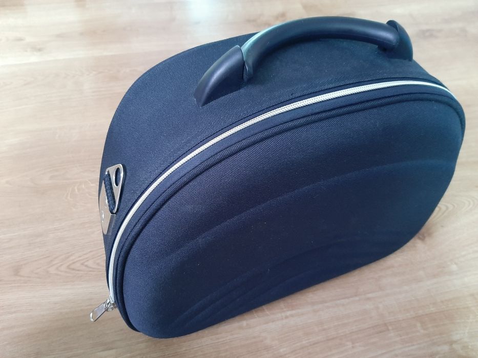 Kuferek podróżny, na kosmetyki, torba podróżna