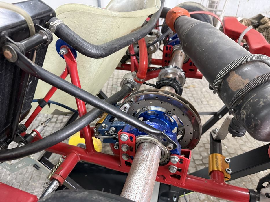 Kart Birel com Iame Leopard 125cc