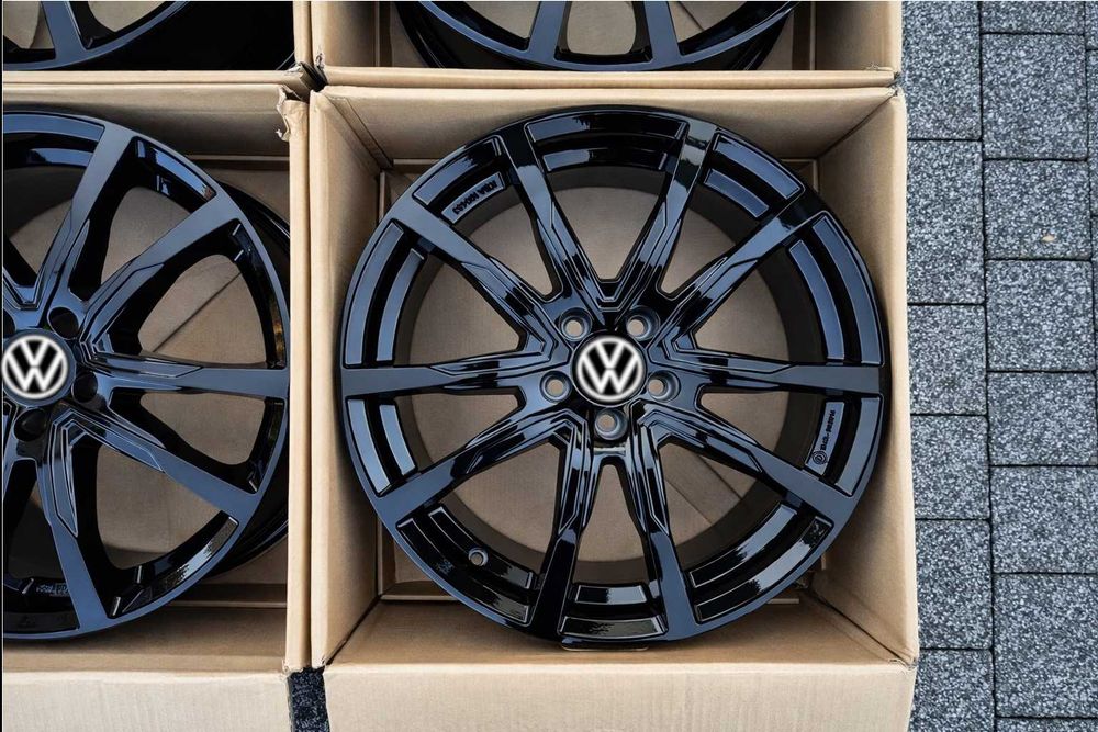 Felgi 19 do VW ARTEON Touareg Passat B8 B9 8J ET 32,5