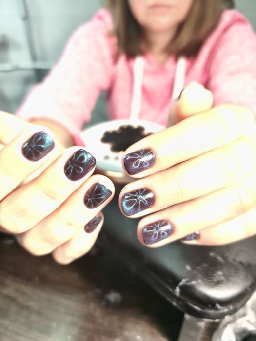 Манікюр та педікюр  соломянка  метро Вокзальна Георгія Кірпи 2 А