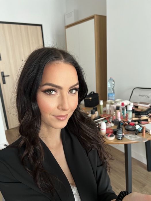 Profesjonalny Makijaż, Fryzury, Dojazd- Dobre Ceny
