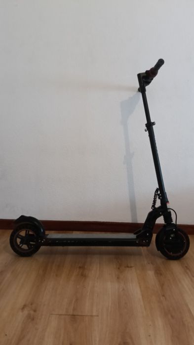 Trotinete Elétrica KUGOO