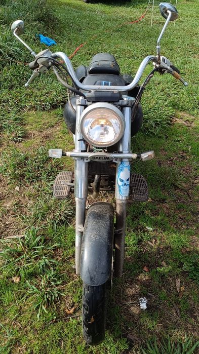 Moto Daelim 125.