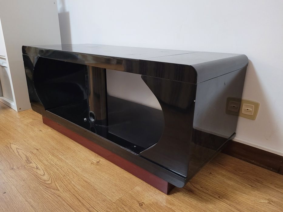 Móvel para televisão