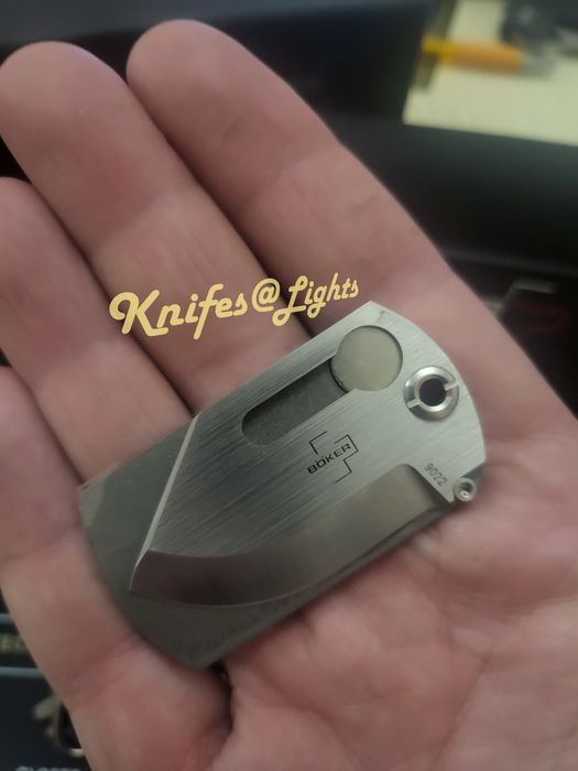 Boker Plus Dog Tag, ніж-жетон