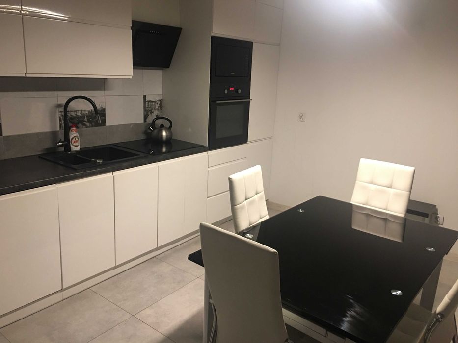 Wynajmę mieszkanie  Ul. Wojskowa 5