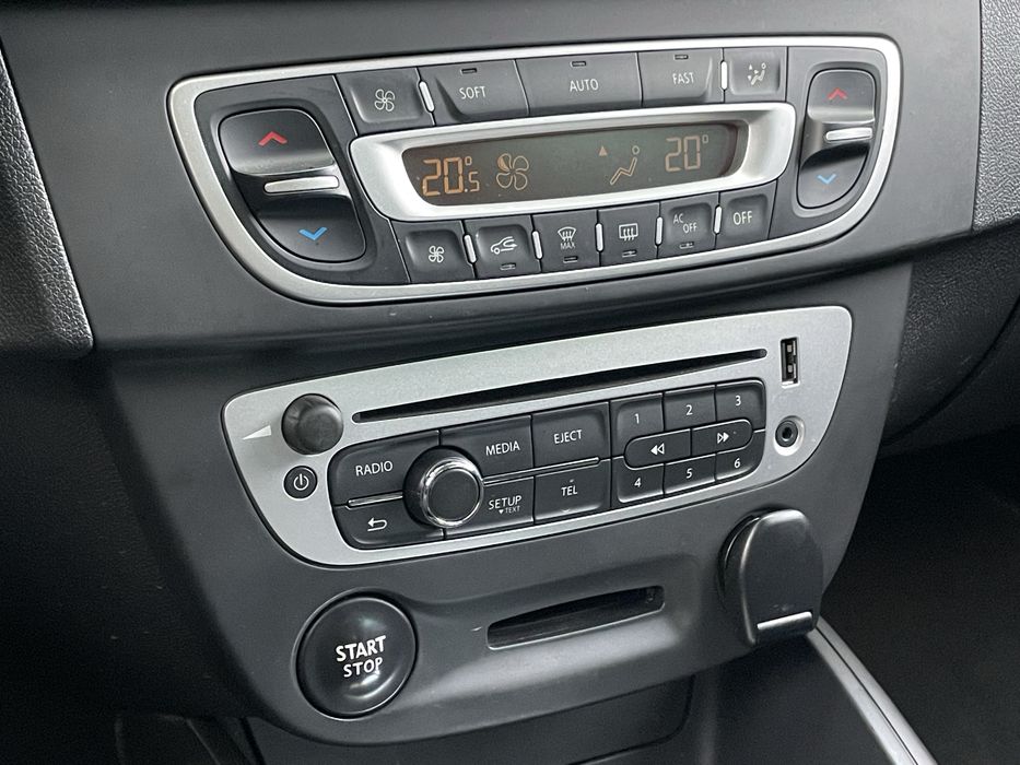 Renault Megane Grandtour 1.5 dCI Дизель_Автомат 2015 рік - Обмін