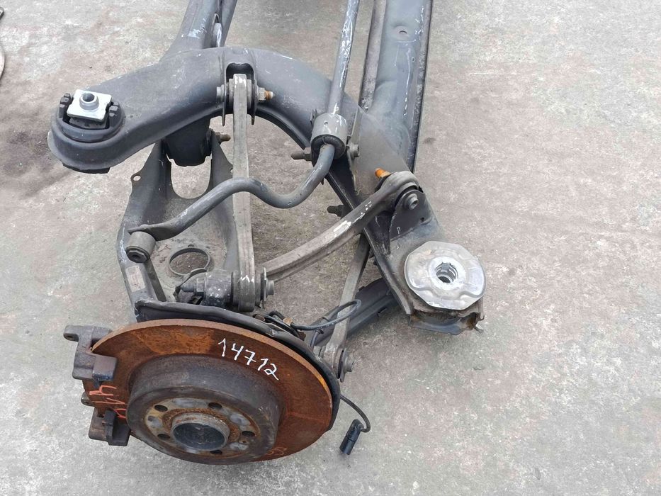 Charriot trás MERCEDES-BENZ Classe C Carrinha (S205)