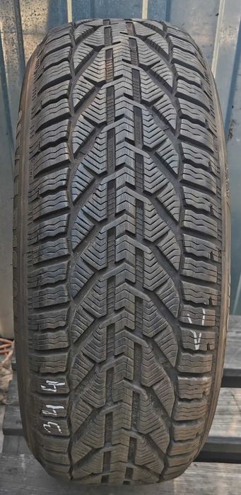 344) Opona - 215/55/16 - Kormoran - 7.5mm - 1x2024 - Zimowa