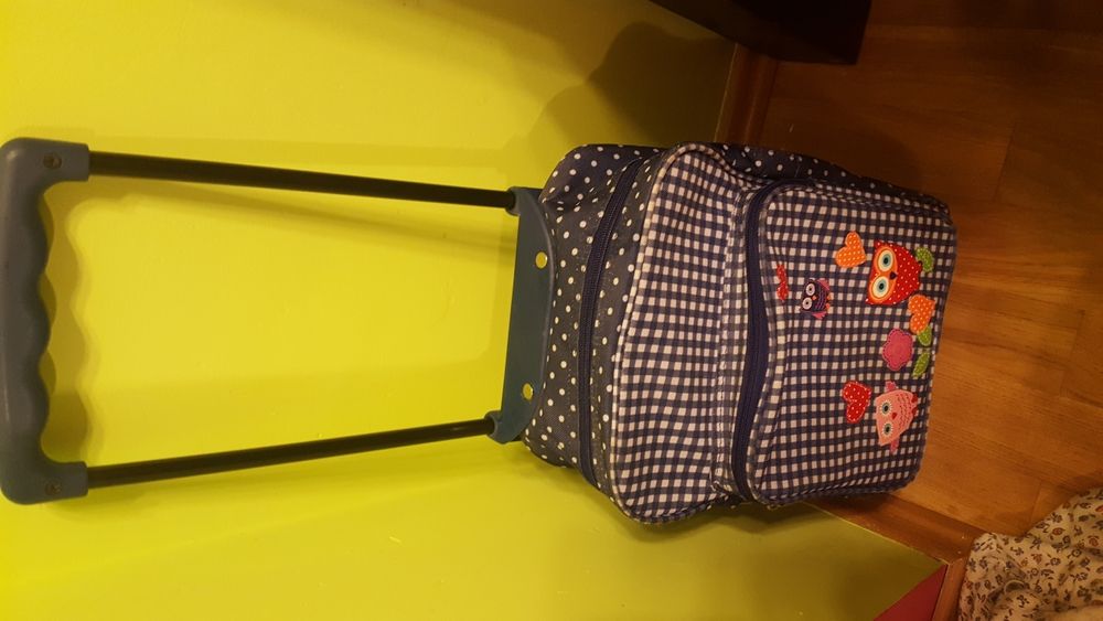 walizka w sowy na podroze male i duze