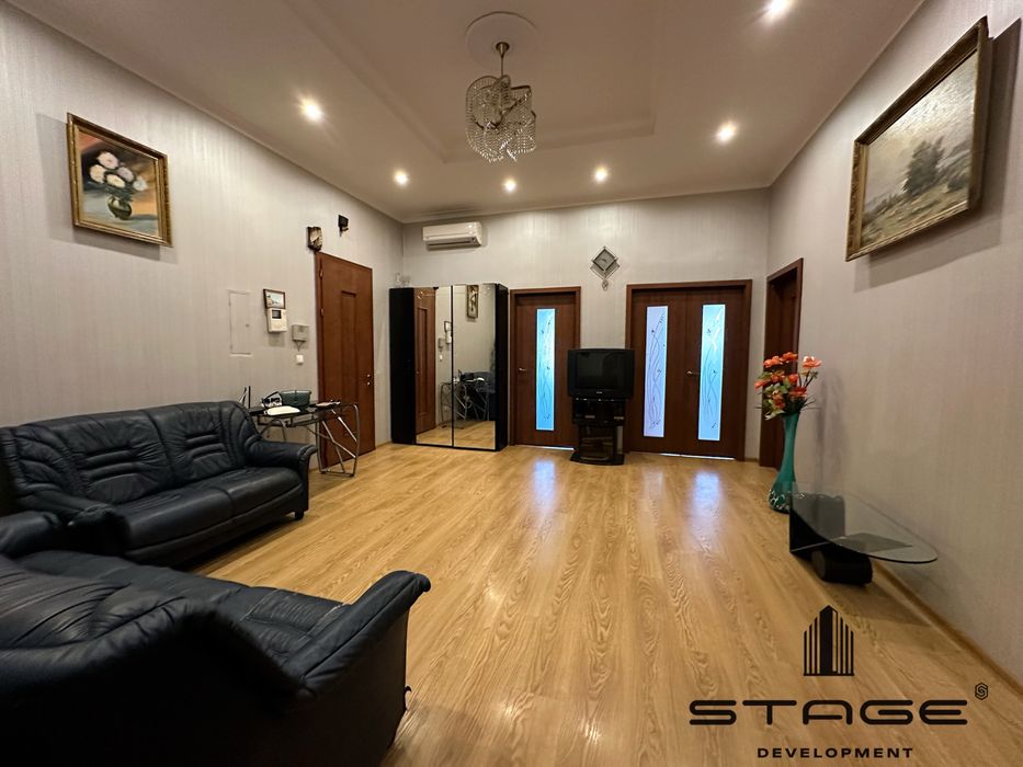 3-rooms apartment apartment by the address st. Kulikovo pole pl Oktyabrskoy revolyutsii pl (area 151 m²) - Atlanta.ua - photo 4