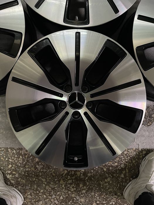Диски R19 5x112 Et34 8J. Mercedes EQC W293 W212 W213 W221 W222 V-class