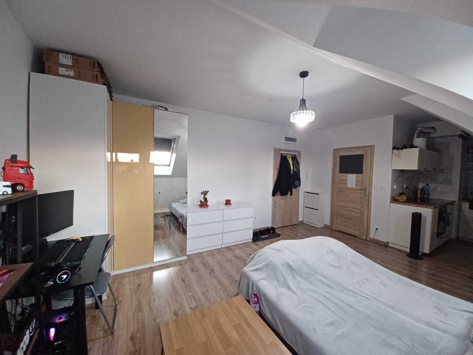 Mieszkanie kawalerka w centrum w Strzelcach Kraj na poddaszu 29m2