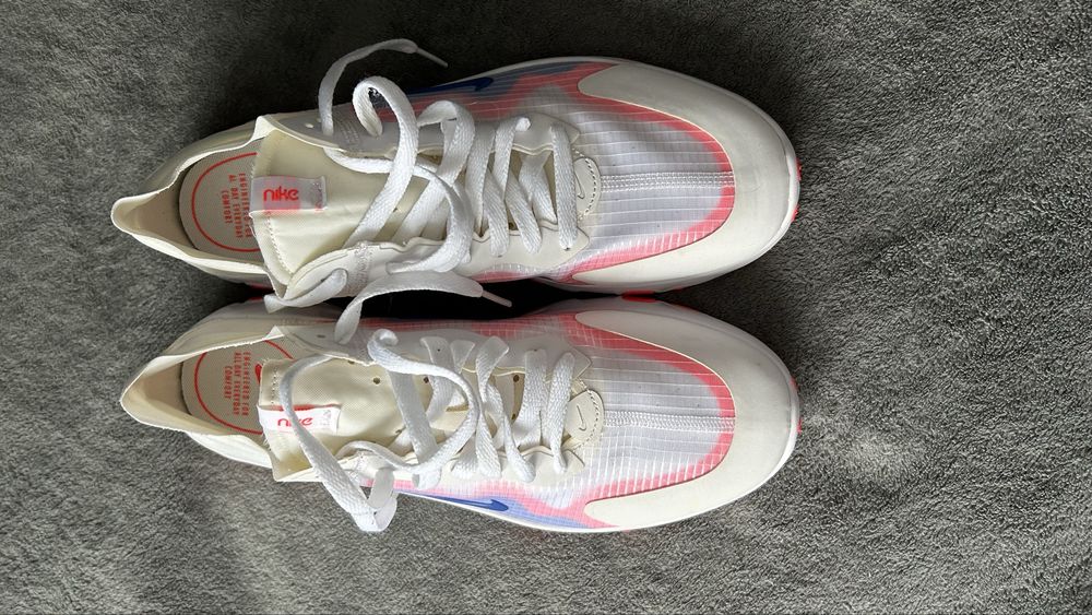 Кросівки Nike чоловічі 44,5 розмір