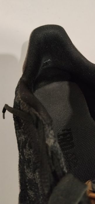 Кроссовки NIKE б/у