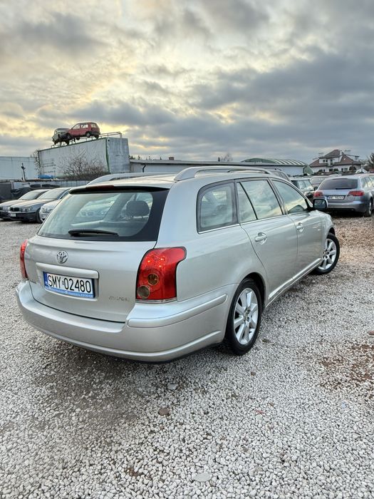 Na Sprzedaż Toyota Avensis 1.8LPG/automat/super st/klima/alu/zadbany