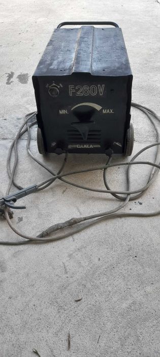 Aparelho soldar 220 ou 380 volts