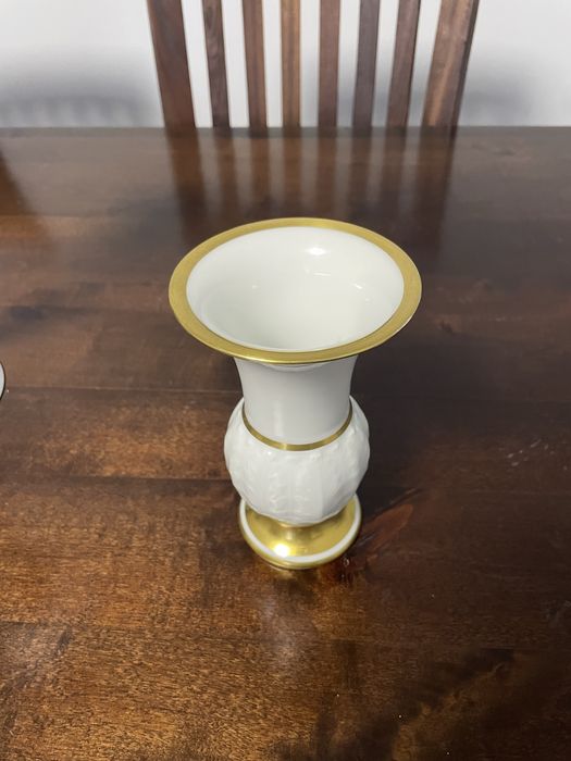 Біла порцелянова ваза в стилі ар-деко Розенталь від Філіпа Розентал