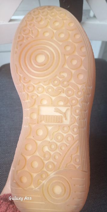 Praktycznie nowe buty sportowe Puma r.36