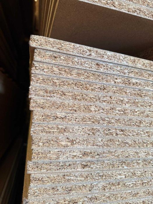 Płyta wiórowa surowa 18 mm 2800x2070