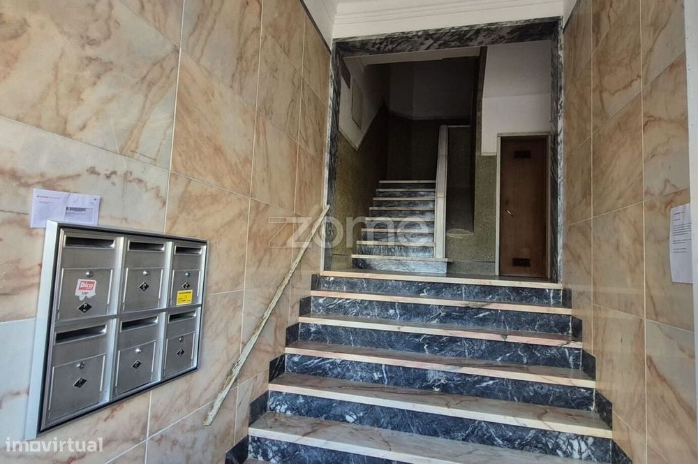 Apartamento T2 Centro de Loures