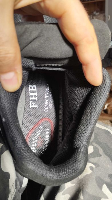 Calçado de segurança FHB