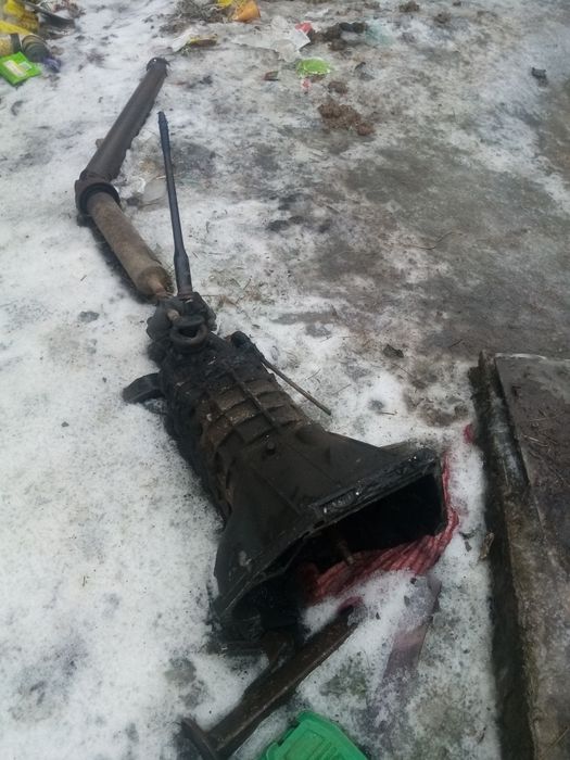 Мотор ваз 2103 з коробкой