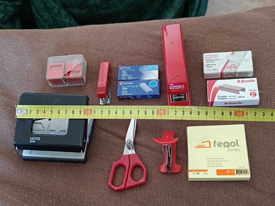 Conjunto de Material Escolar de Escritório vermelho