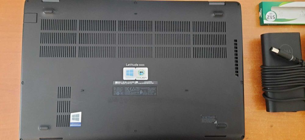 ‼Vendido‼ - Portátil Dell Latitude 5500 8ªG| 15,6"-FullHD | i5-8365u-4.4G | 16G/32G DDr4 | NVMe512G |M| W11