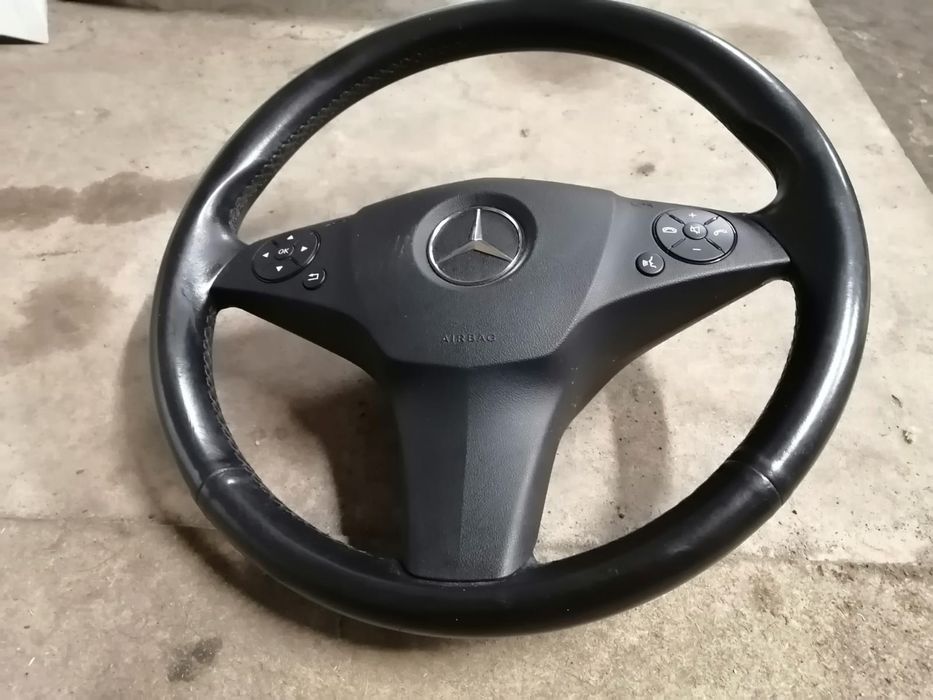 Kierownica Mercedes Benz C-class w204 AMG przeldifta Ładna Wysyłka