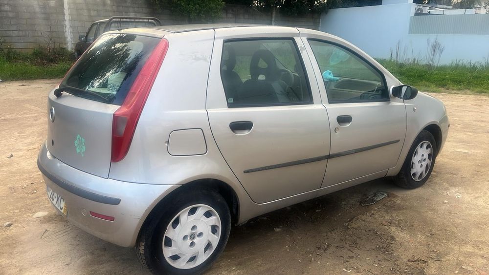 Fiat Punto 2004 no estado