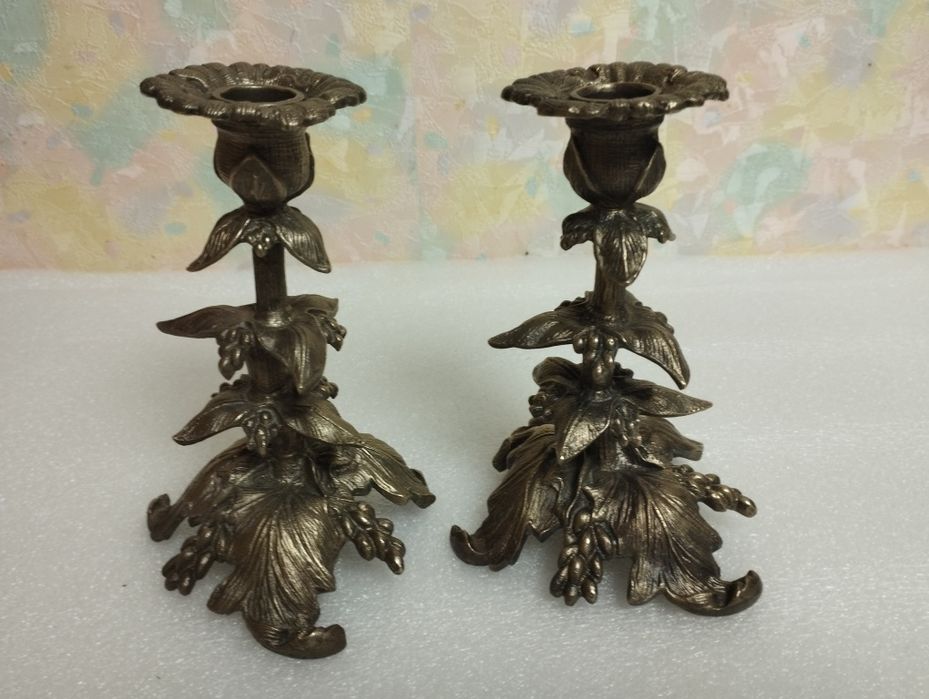 Продам подсвечники.