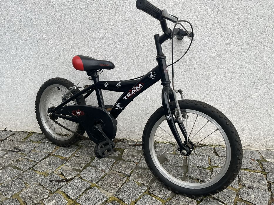 Bicicleta spider man de crianca (ate 9 anos)