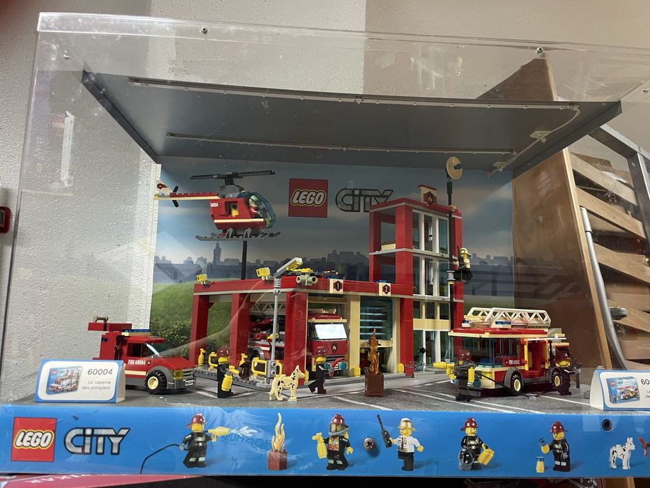 Lego expositor quartel de bombeiris