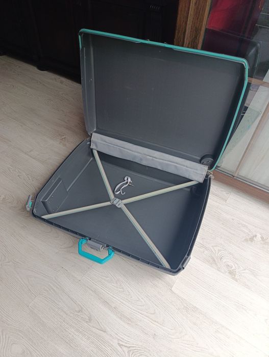 Walizka podróżna Samsonite, kluczyk.