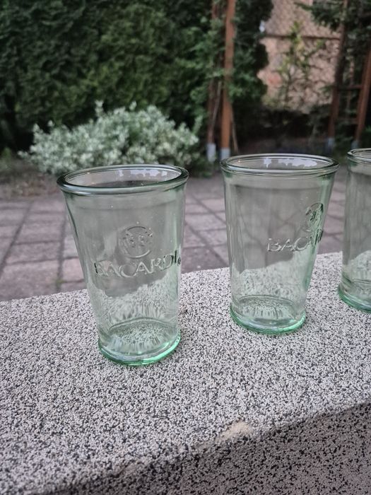 Bacardi szklanki zielone