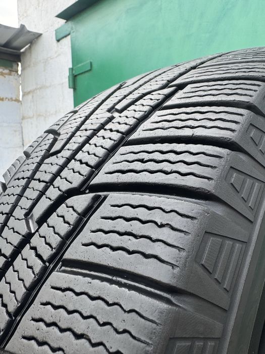 Шины 265/65R17 Kumho KW31