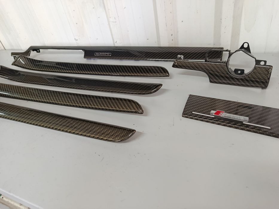Trins/frisos em Carbono originais Audi A4 B7