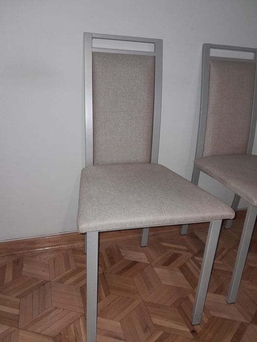 Zestaw 6 krzeseł