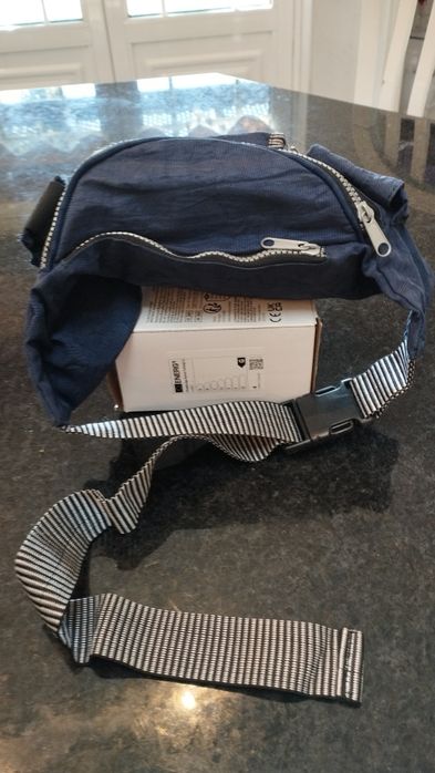 Bolsa de cintura com vários bolsos